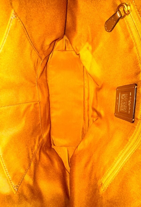 COACH - GALLERY TOTE BAG - Image 4